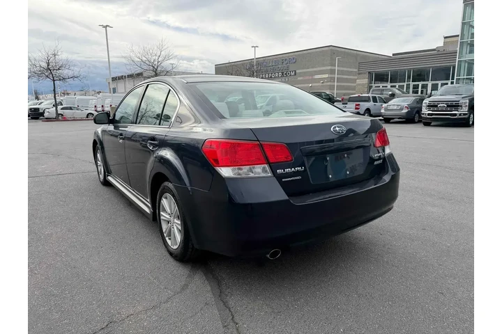 $6659 : Subaru Legacy 2012 AWD 2.5i image 5