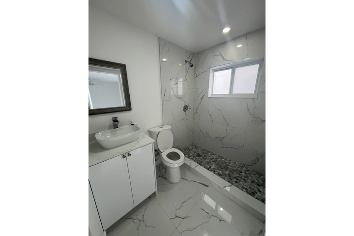 $1500 : Renta efficiencies image 2