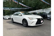 2015 Camry XLE en Elizabeth