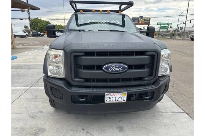 2016 F-550 Super Duty image 3