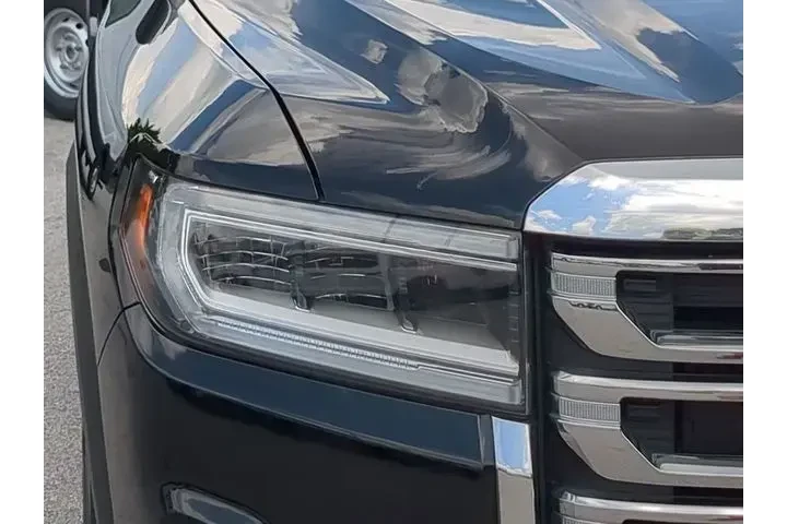 $23402 : GMC Acadia 2023 4x4 SLE 4dr image 9