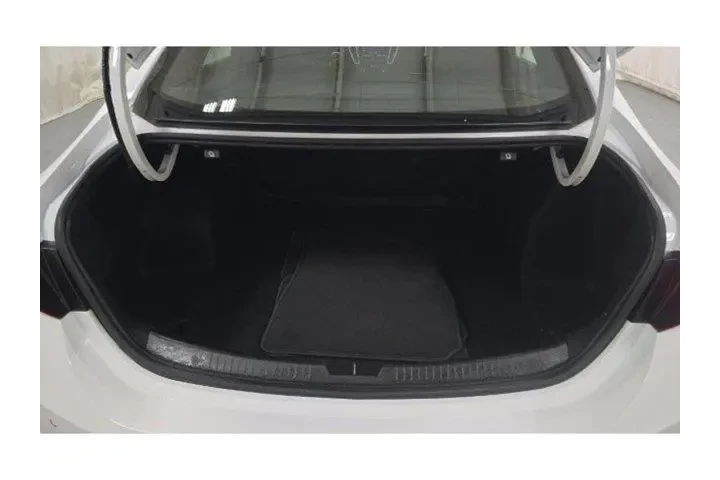 $23990 : Chevrolet Malibu 2024 LT 4dr image 10