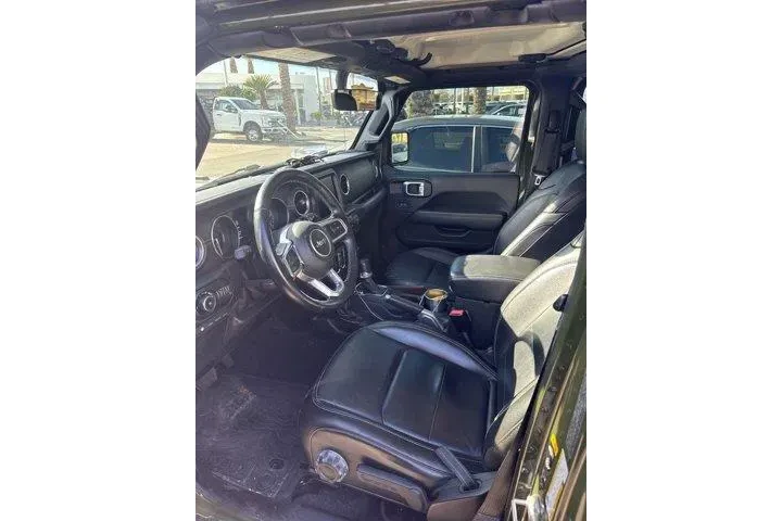 $24722 : Jeep Wrangler Unlimited 2021 image 3