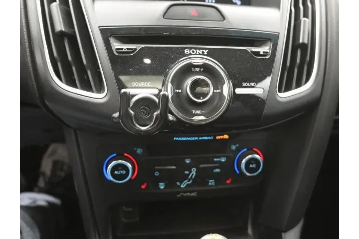 $16998 : Ford Focus 2016 AWD RS 4dr H image 3