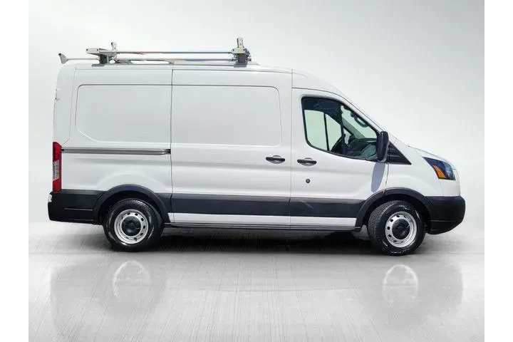 $20000 : Ford Transit 2019 150 3dr SW image 3