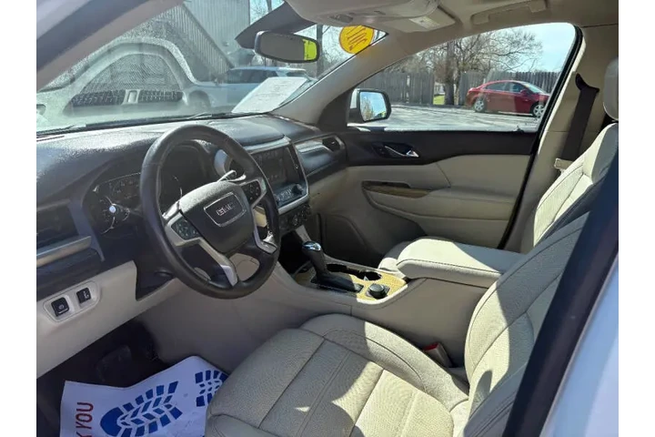 $15950 : 2017 GMC Acadia Denali image 9