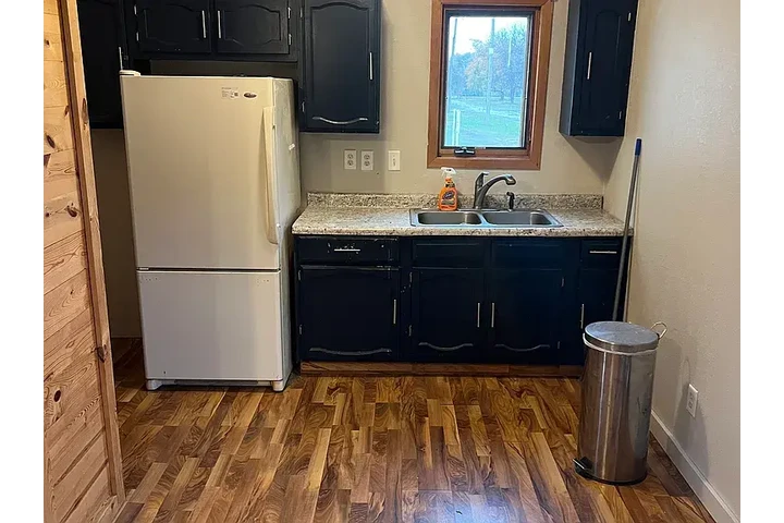 $675 : 1 beds  1 baths image 6