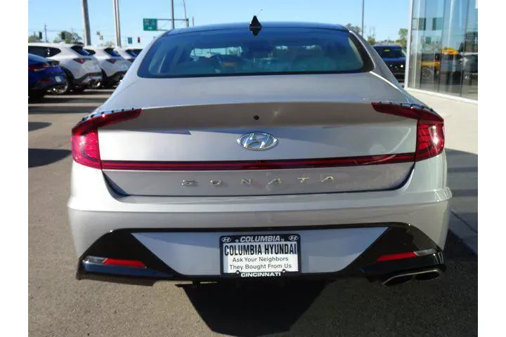 $20422 : Hyundai SONATA 2023 SEL 4dr image 4