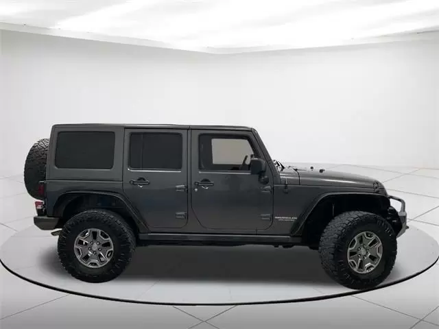 $20517 : Pre-Owned 2016 Wrangler Unlim image 2