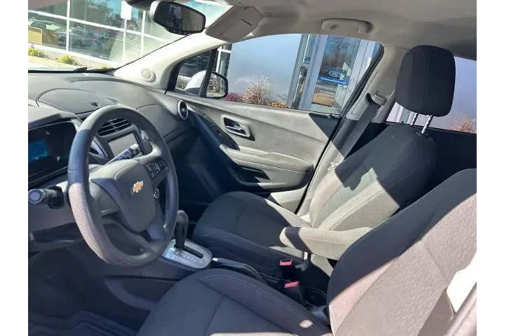 $10495 : Chevrolet Trax 2016 AWD LS 4 image 8