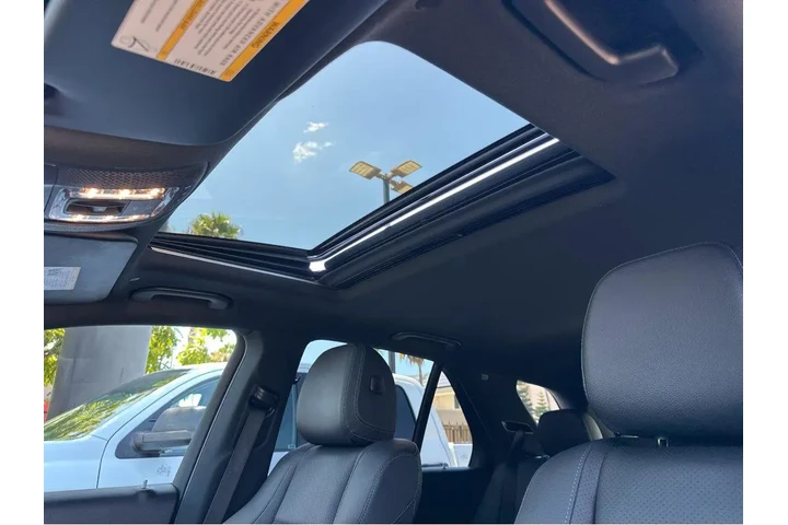 $35997 : 2021 GLE 350 SUV image 8