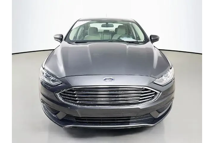 $13977 : Ford Fusion 2018 SE 4dr Seda image 2
