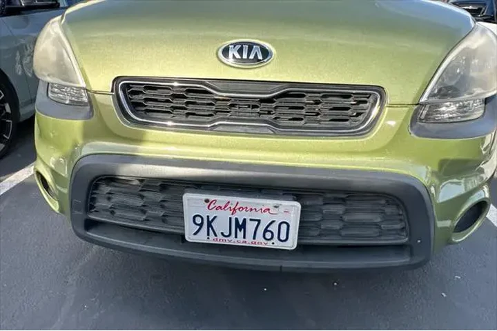 $2750 : Kia Soul 2013 + 4dr Crossove image 6