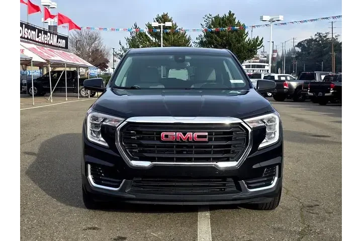 $20457 : GMC Terrain 2024 SLE 4dr SUV image 2