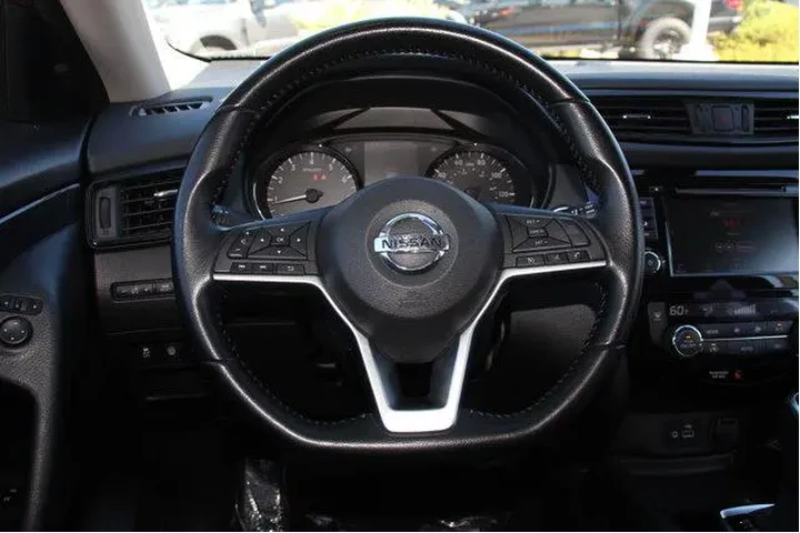 $19697 : Nissan Rogue 2020 S 4dr Cros image 4