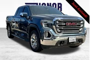 GMC Sierra 1500 2019 4x4 SLT en San Diego
