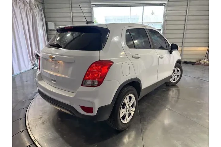 $9899 : Chevrolet Trax 2018 LS 4dr C image 5