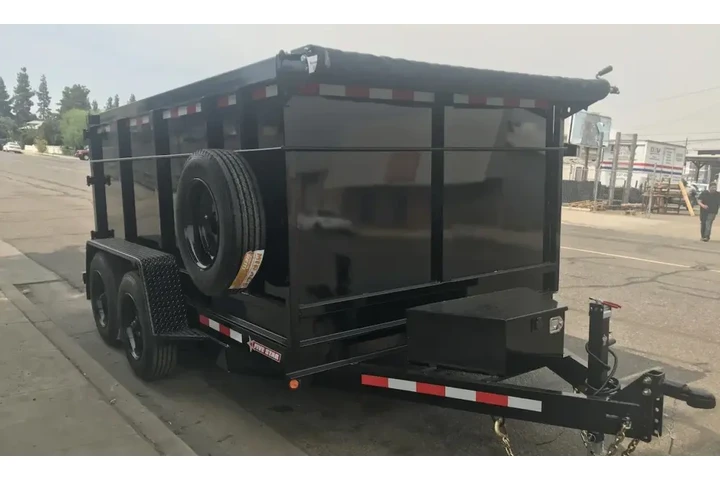 TRAILERS PERSONALIZADOS image 1