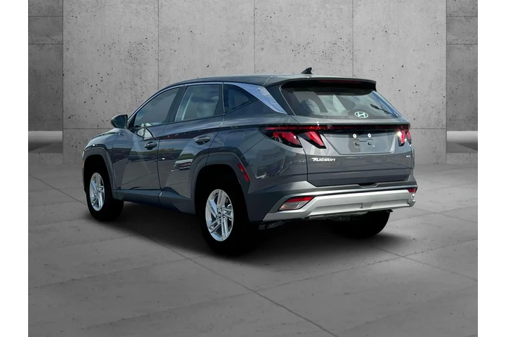 $29049 : Hyundai TUCSON 2025 AWD SE 4 image 5