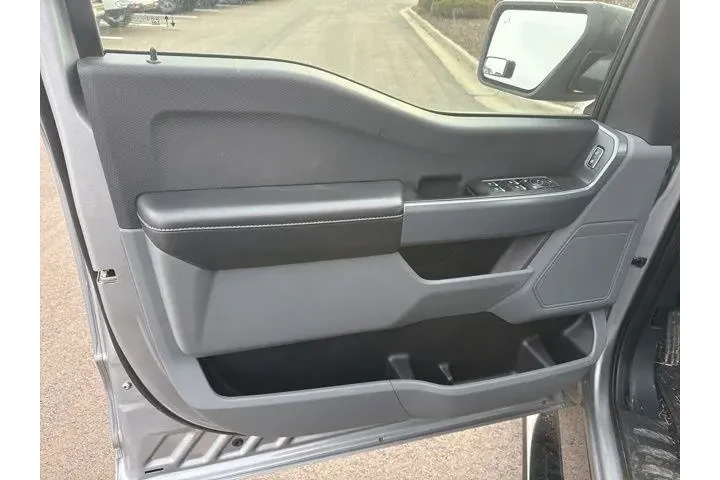 $37000 : Ford F-150 2023 4x4 XL 4dr S image 7