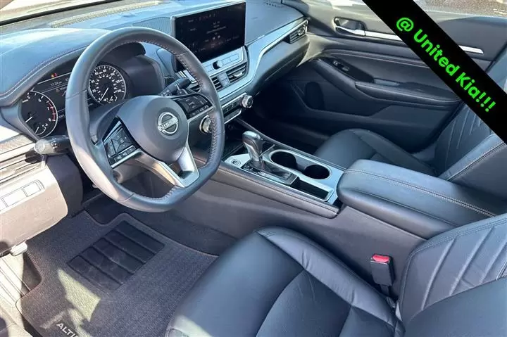 $23298 : Pre-Owned 2023 Altima 2.5 SR image 9