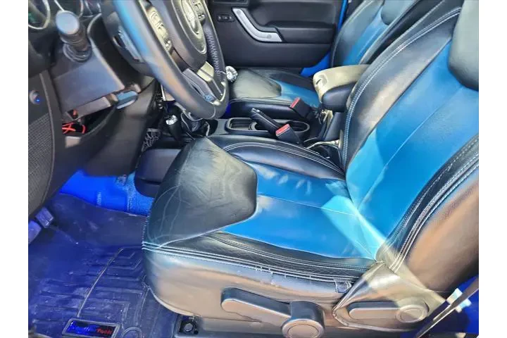 $18500 : Jeep Wrangler 2016 4x4 Sahar image 8