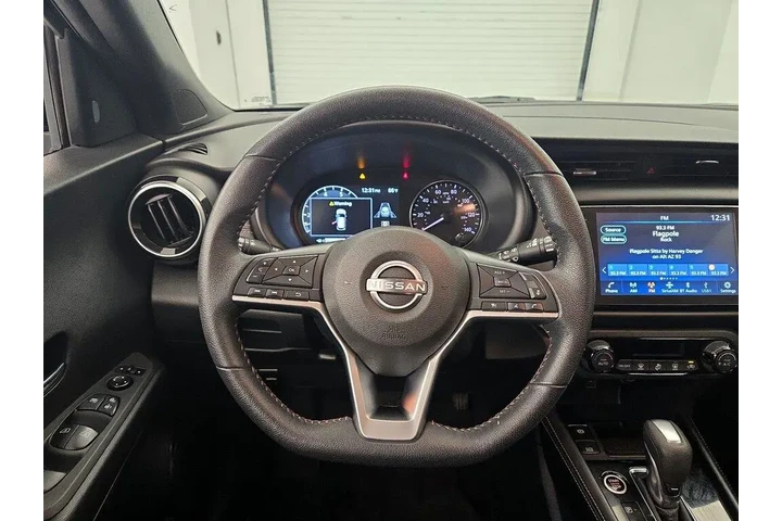 $19998 : Nissan Kicks 2023 SR 4dr Cro image 10
