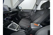 $22995 : Hyundai VENUE 2025 SEL 4dr C thumbnail