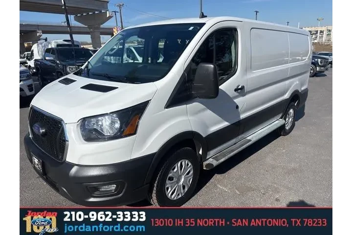 $31824 : Ford Transit 2024 250 3dr SW image 3
