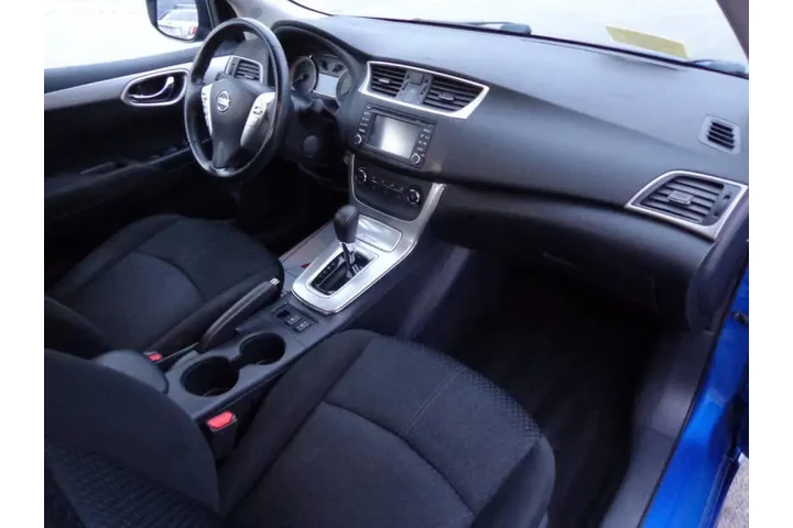 $8450 : 2015 Sentra SR image 10