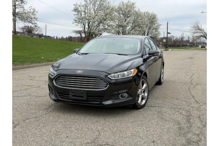 $8499 : 2015 Fusion SE image 2