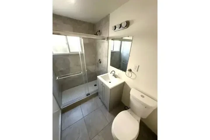 1 REC- APTS. SOLAMENTE (55+) image 9
