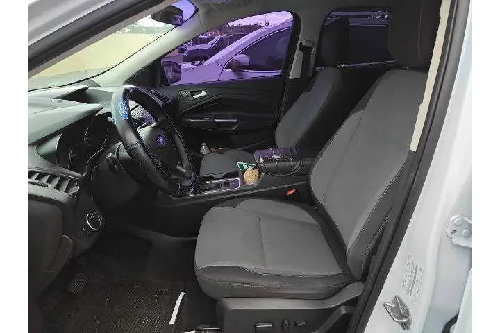 $13728 : Ford Escape 2018 SE 4dr SUV image 6