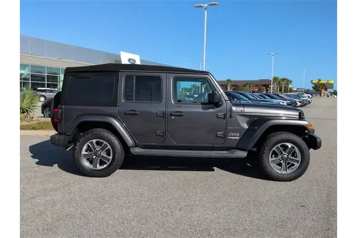 $30195 : Jeep Wrangler Unlimited 2019 image 3