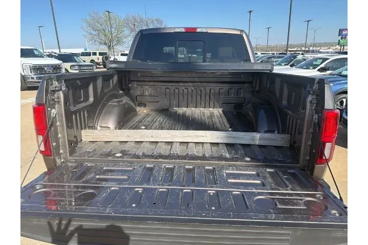 $28149 : Ford F-150 2020 4x4 King Ran image 7