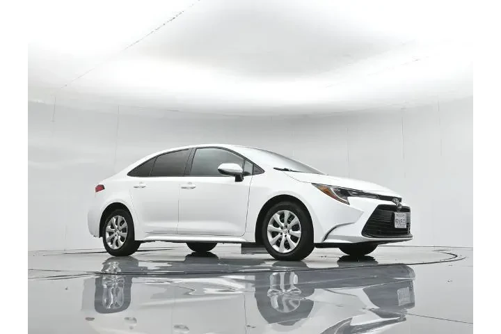 $20600 : Toyota Corolla 2025 LE 4dr S image 3