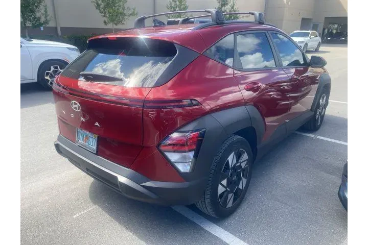 $20347 : Hyundai KONA 2024 SEL 4dr Cr image 5