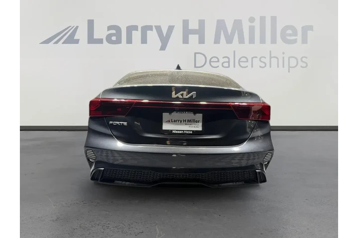 Kia Forte 2023 LX 4dr Sedan image 4