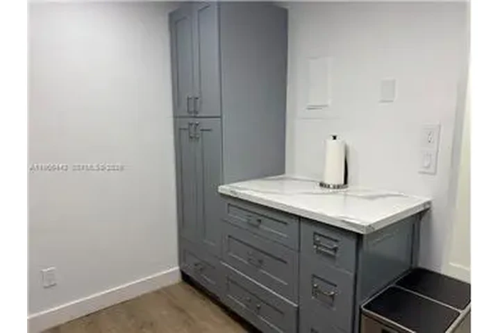 $6900 : Rental property with 2 bedro image 7