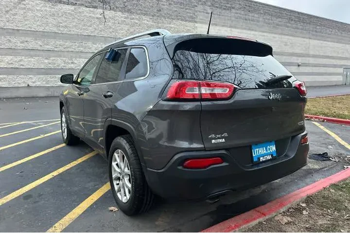 $10995 : Jeep Cherokee 2016 4x4 Latit image 3