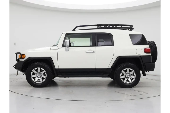 $36998 : Toyota FJ Cruiser 2014 4x4 4 image 3