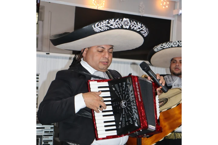 MARIACHI CHAPALA EL MEJOR image 5
