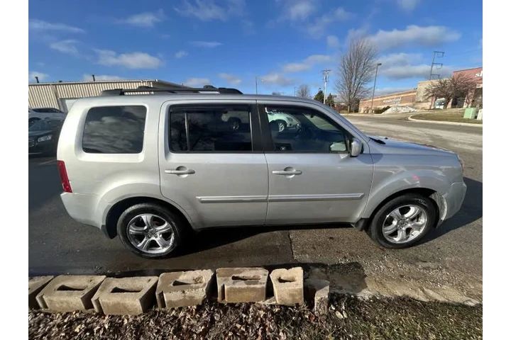 $9990 : 2012 Pilot EX-L image 9