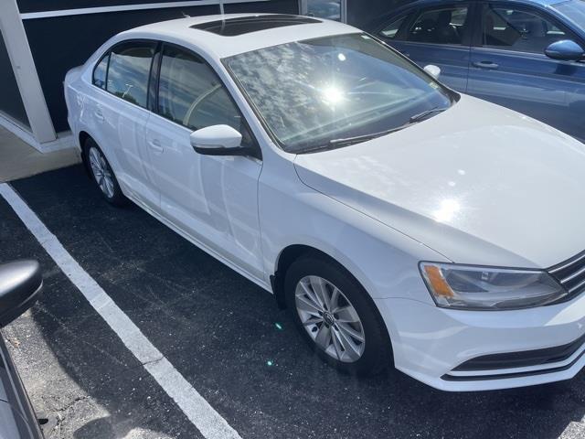 $13498 : PRE-OWNED 2016 VOLKSWAGEN JET image 8