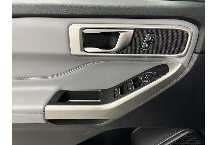 $29999 : Ford Explorer 2023 AWD XLT 4 image 5