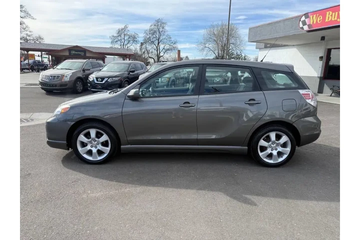 $9999 : 2007 Matrix XR image 5