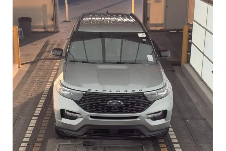 $27870 : Ford Explorer 2022 ST-Line 4 image 2