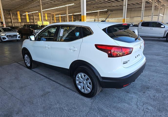 2019 Rogue Sport image 6