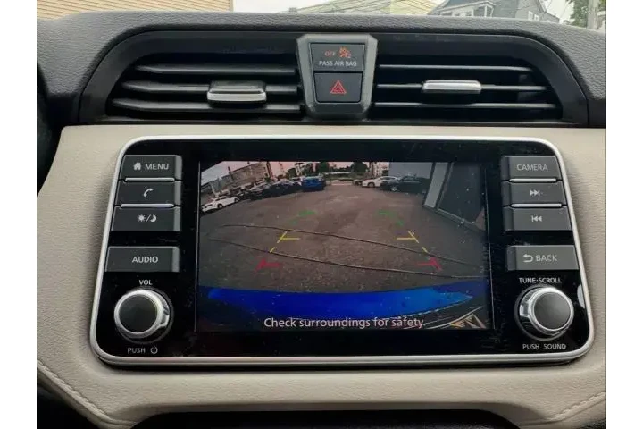 2021 NISSAN VERSA2021 NISSAN image 9
