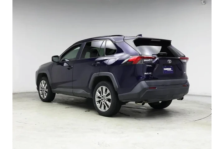 $21998 : Toyota RAV4 2019 XLE Premium image 2